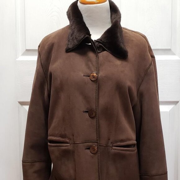 jacket - Picture 2 of 10